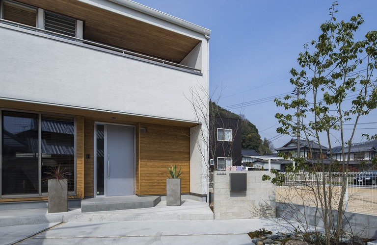 福山市で新築住宅をお探しの方へ｜経年変化も楽しむ塗り壁の家